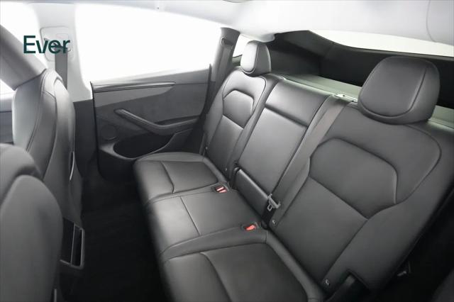 2026 Tesla Model Y Premium Rear-Wheel Drive
