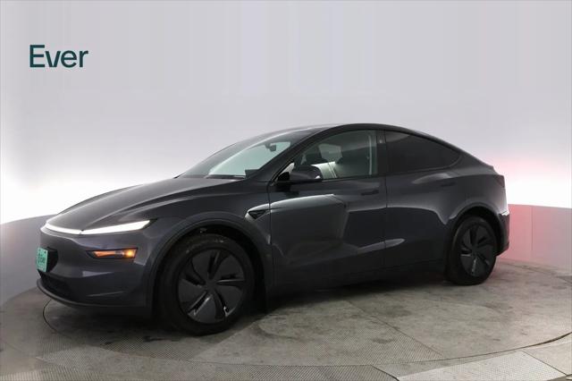 2026 Tesla Model Y Premium Rear-Wheel Drive