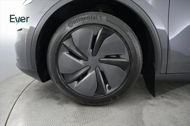 2026 Tesla Model Y Premium Rear-Wheel Drive