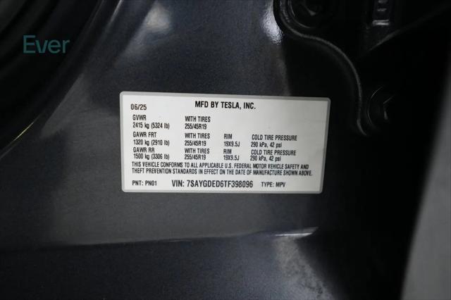 2026 Tesla Model Y Premium Rear-Wheel Drive