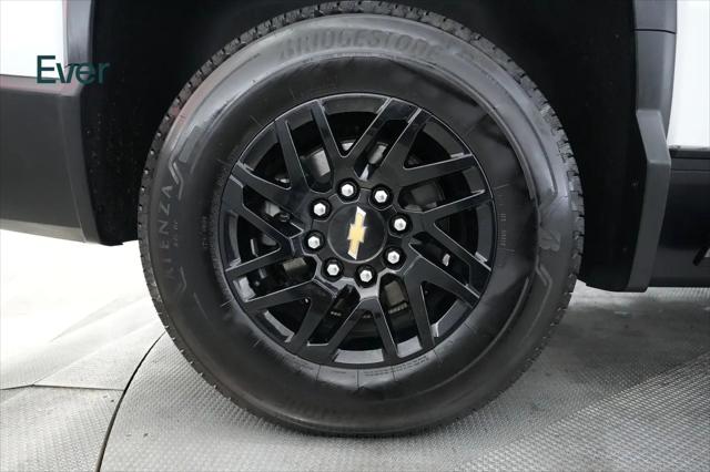 2025 Chevrolet Silverado EV LT