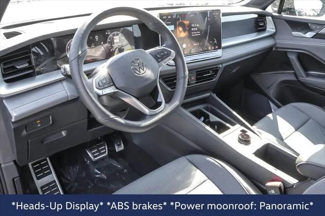 2026 Volkswagen Tiguan SE R-Line Black