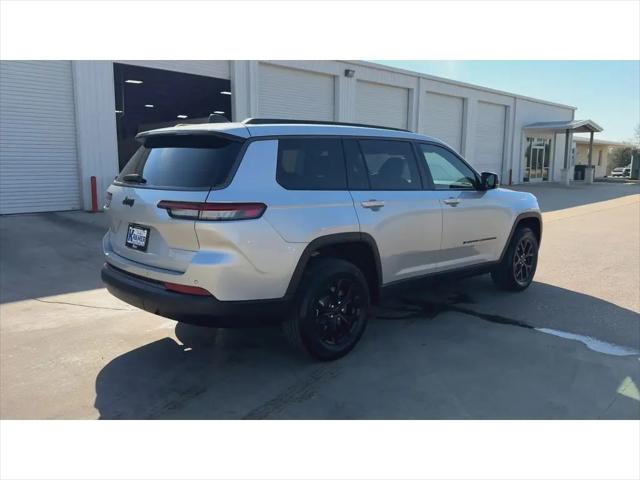 2026 Jeep Grand Cherokee L Altitude 4x2