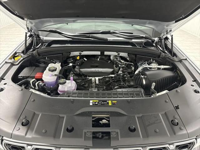 2026 Jeep Grand Cherokee L Altitude 4x2