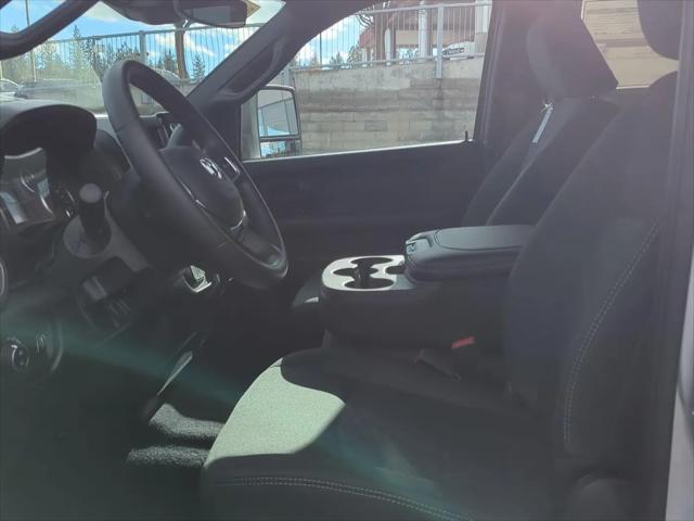 2026 Ram 2500 Tradesman Crew Cab 4x4 8 Box