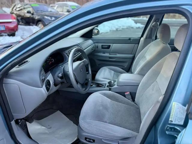 2005 Ford Taurus SE