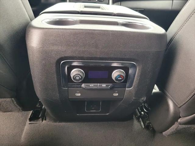 2024 Chevrolet Suburban 4WD LT