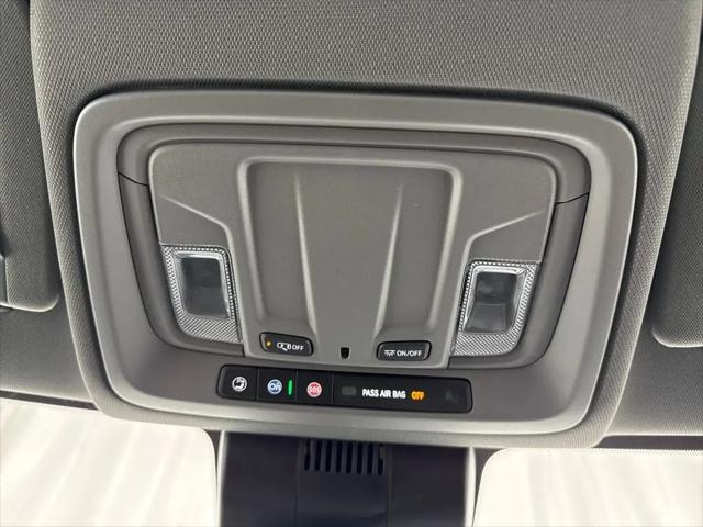 2026 GMC Sierra 1500 Regular Cab, Standard Bed, Pro, 4WD