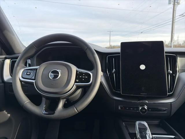 2026 Volvo XC60 B5 Ultra Black Edition