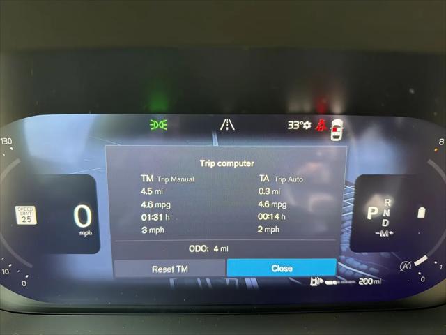 2026 Volvo XC60 B5 Ultra Black Edition