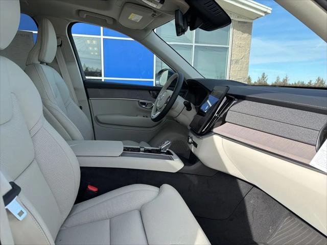 2026 Volvo XC90 Ultra, B6 AWD Gas (mild hybrid), Gasoline, Bright, 7 Seats