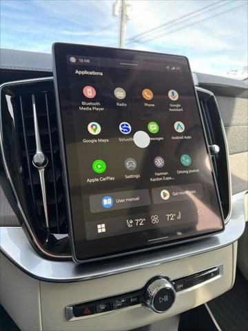 2026 Volvo XC90 Ultra, B6 AWD Gas (mild hybrid), Gasoline, Bright, 7 Seats