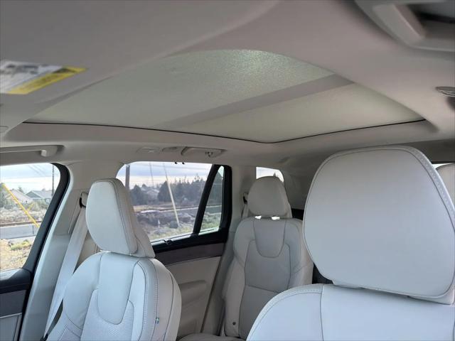 2026 Volvo XC90 Ultra, B6 AWD Gas (mild hybrid), Gasoline, Bright, 7 Seats
