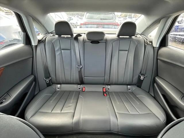 2023 Audi A4 Premium 40 TFSI quattro S tronic