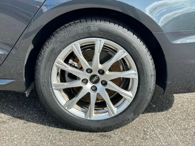 2023 Audi A4 Premium 40 TFSI quattro S tronic