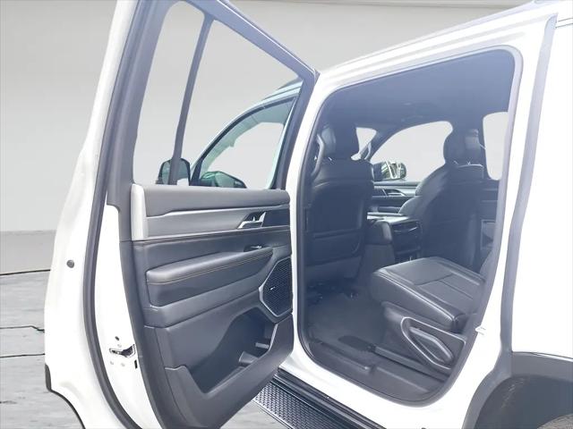 2026 Jeep Grand Wagoneer Limited Altitude 4x4