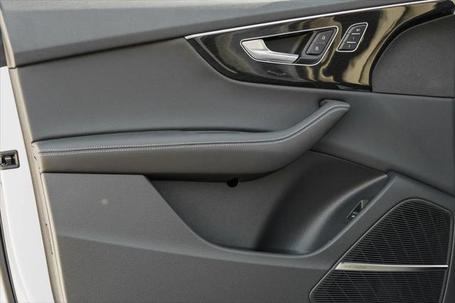 2026 Audi Q8 Premium Plus 55 TFSI quattro Tiptronic