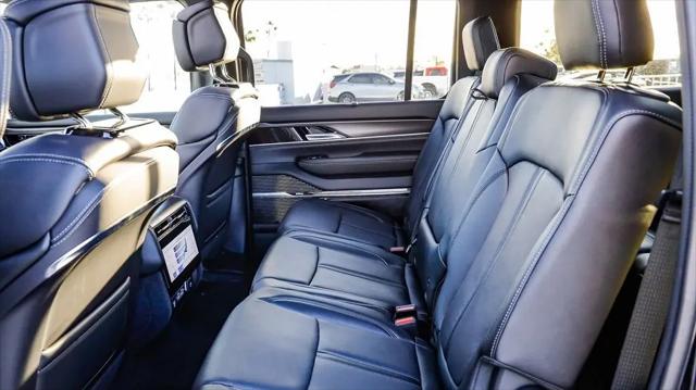 2026 Jeep Grand Wagoneer L Summit Obsidian 4x4