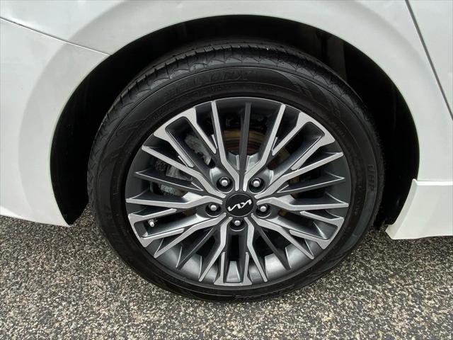 2022 Kia Forte GT-Line