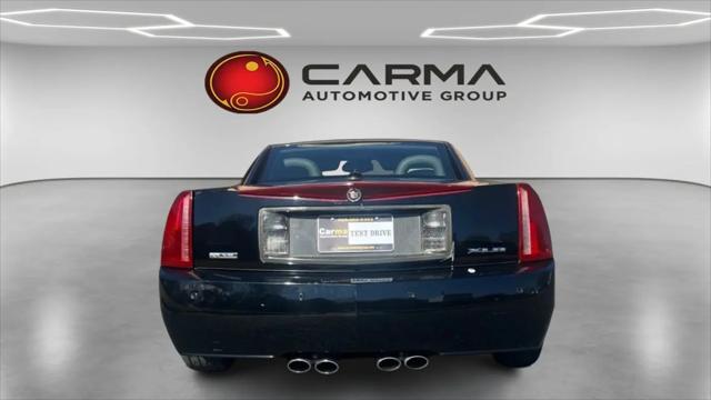 2005 Cadillac XLR Standard