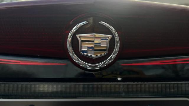 2005 Cadillac XLR Standard