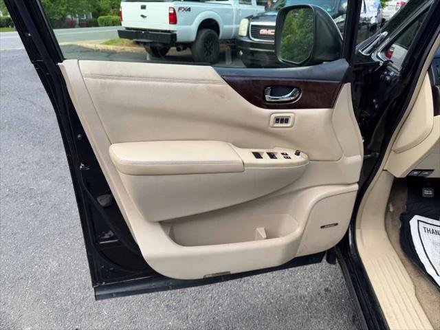 2014 Nissan Quest LE