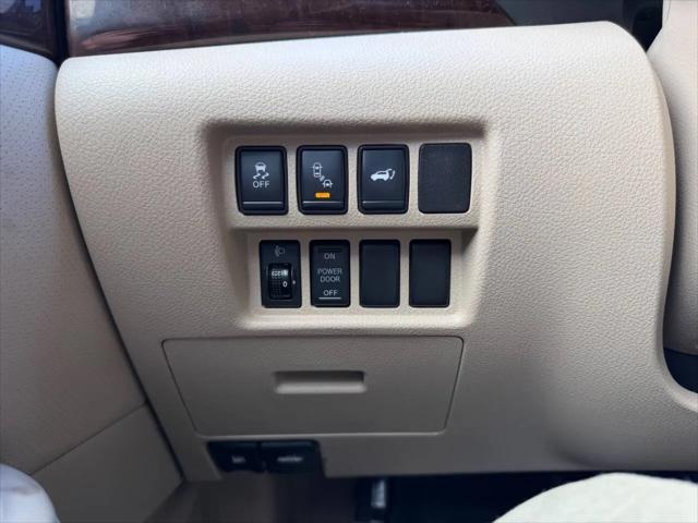 2014 Nissan Quest LE