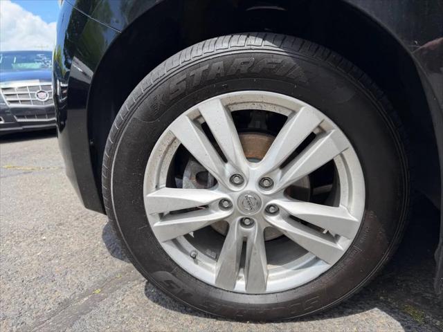 2014 Nissan Quest LE
