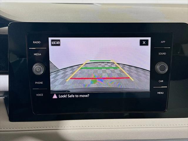 2026 Volkswagen Taos SE