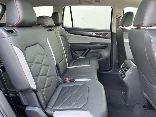 2026 Volkswagen Atlas Peak Edition