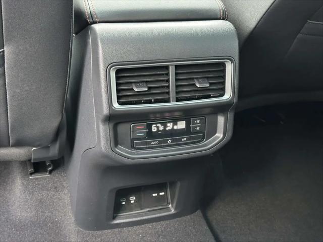 2026 Volkswagen Atlas Peak Edition