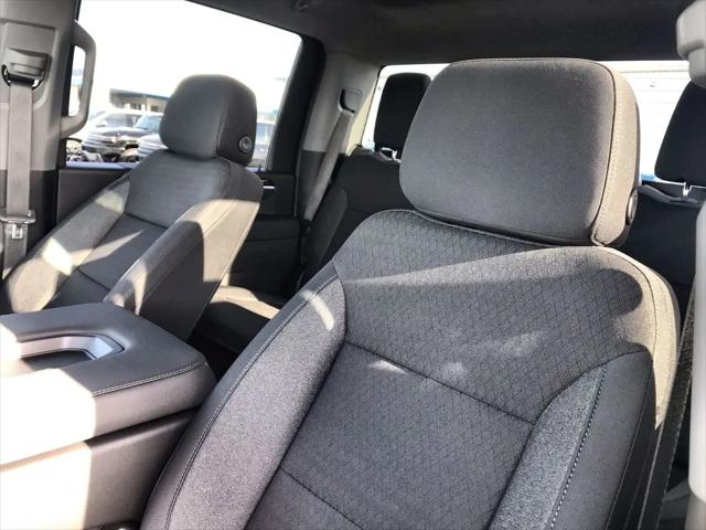 2026 GMC Sierra 2500HD Crew Cab, Standard Bed, SLE, 4WD