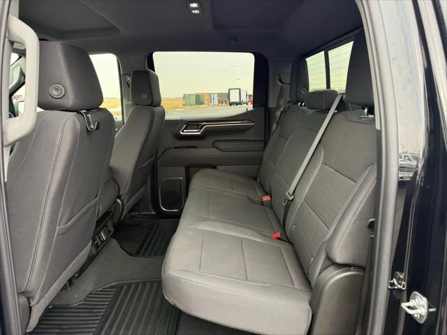 2025 GMC Sierra 1500 4WD Crew Cab Short Box SLE
