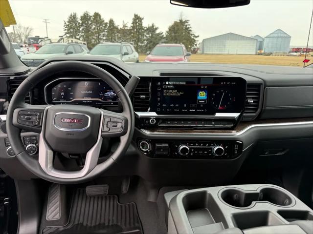 2025 GMC Sierra 1500 4WD Crew Cab Short Box SLE