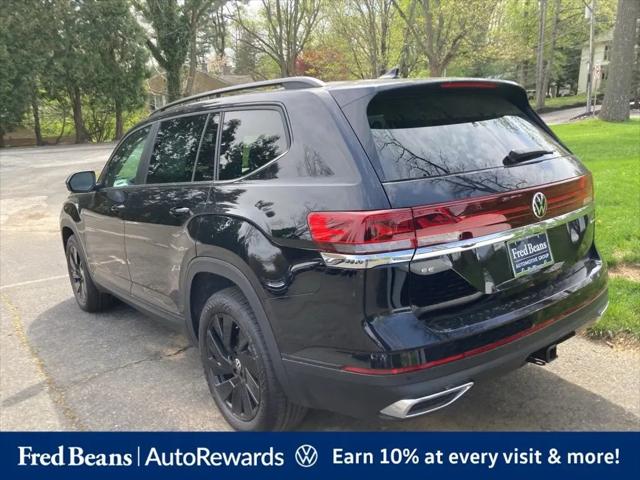 2026 Volkswagen Atlas SE with Technology