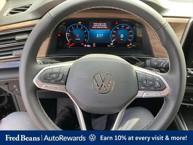 2026 Volkswagen Atlas SE with Technology