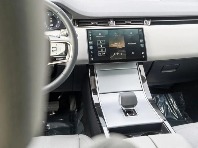 2025 Land Rover Range Rover Evoque Core S