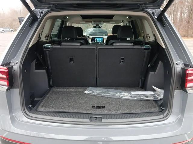2026 Volkswagen Atlas SE with Technology