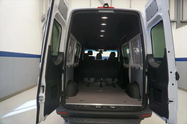 2026 Mercedes-Benz Sprinter 2500 Standard Roof 4-Cyl Diesel