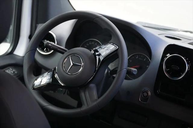 2026 Mercedes-Benz Sprinter 2500 Standard Roof 4-Cyl Diesel