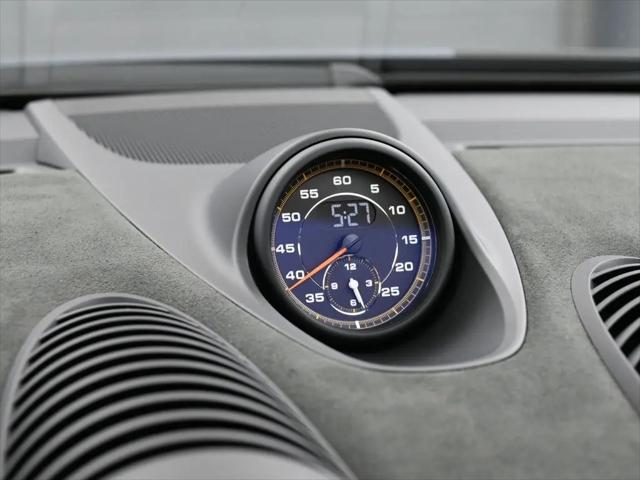 2025 Porsche 718 Spyder RS