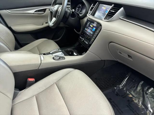 2023 INFINITI QX50 LUXE AWD