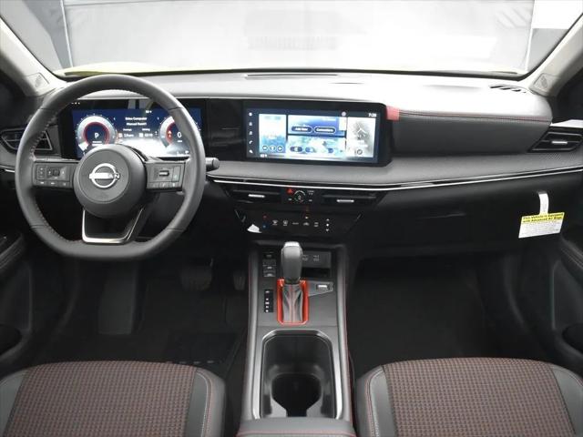 2025 Nissan Kicks SR Intelligent AWD