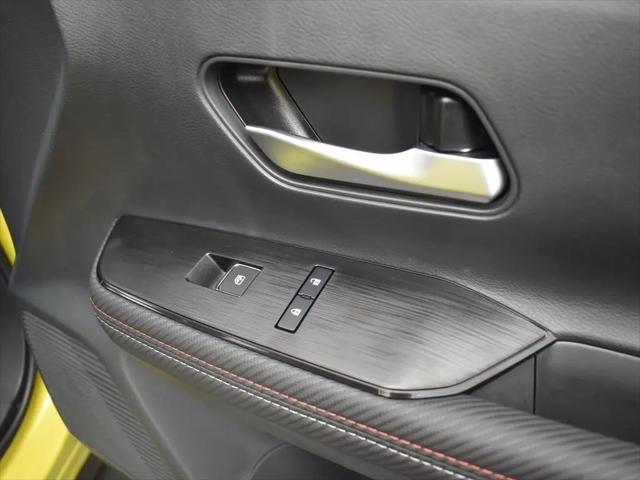 2025 Nissan Kicks SR Intelligent AWD