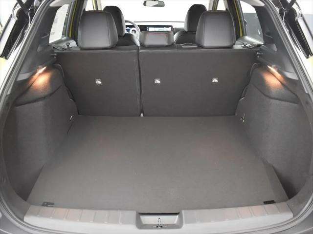 2025 Nissan Kicks SR Intelligent AWD