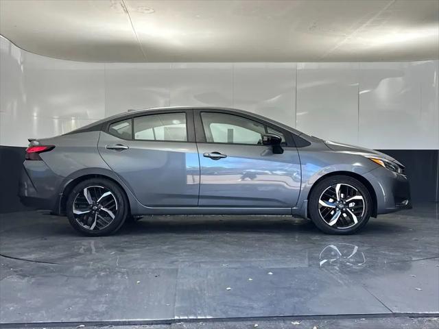 2025 Nissan Versa 1.6 SR