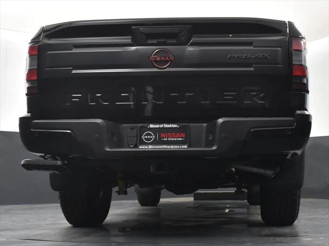 2026 Nissan Frontier Crew Cab PRO-4X 4x4
