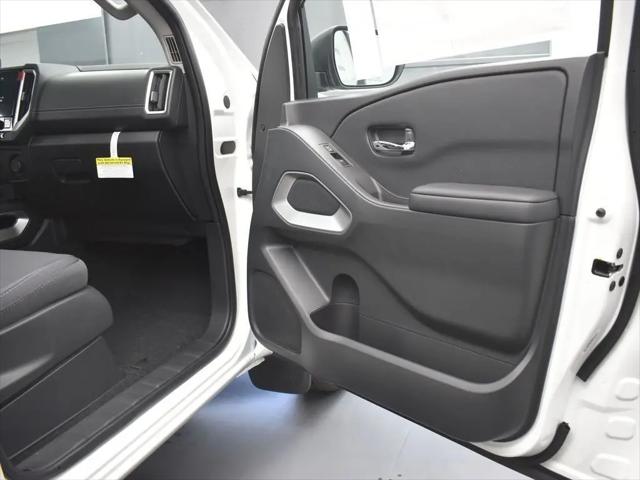 2026 Nissan Frontier Crew Cab SV 4x2