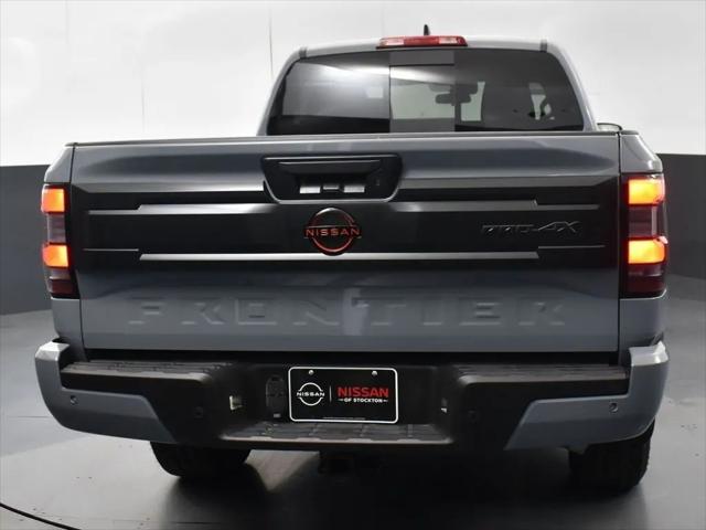 2026 Nissan Frontier Crew Cab Long Bed PRO-4X 4x4