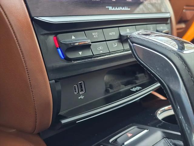 2022 Maserati Quattroporte Modena